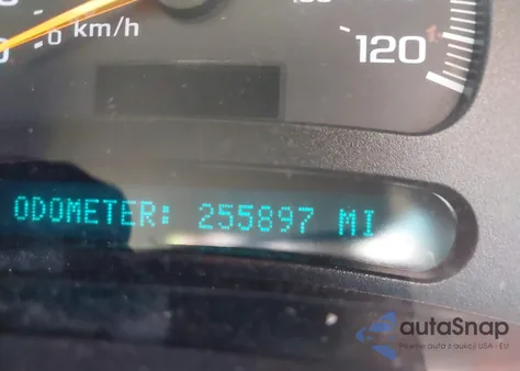 2005 Chevrolet Tahoe Ls from USA, damaged, VIN 1GNEC13T15J108421